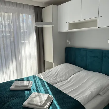 Klifowa Morska 3 Z Basenem Rewal