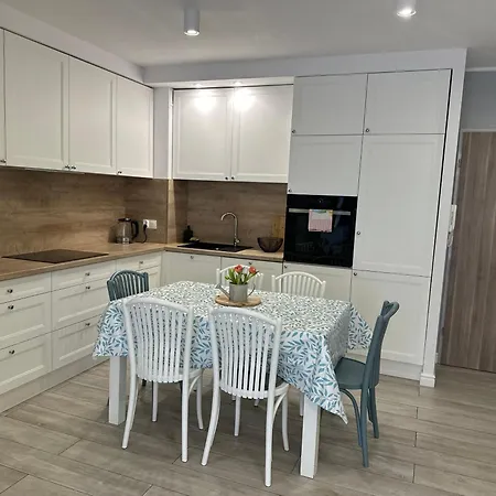 Klifowa Morska 3 Z Basenem Rewal