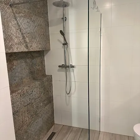 Klifowa Morska 3 Z Basenem Rewal